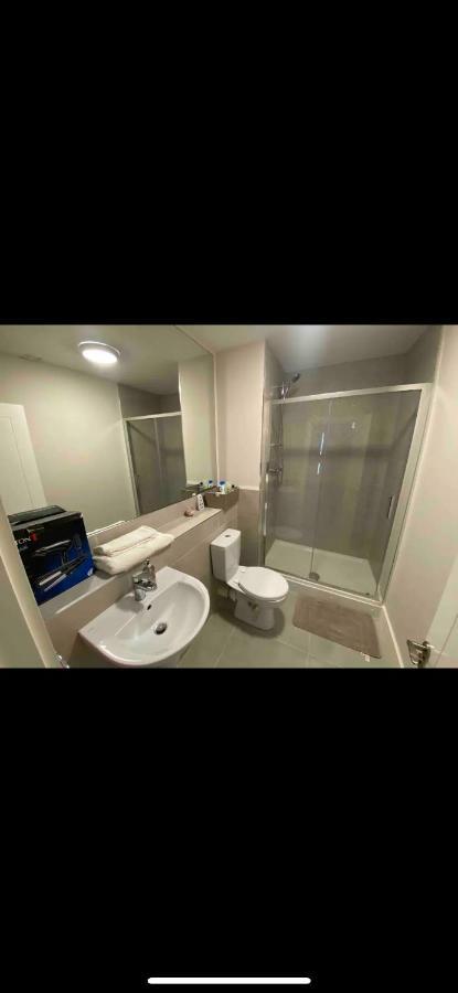 A Private Room,A Private Bathroom Dublín Exterior foto